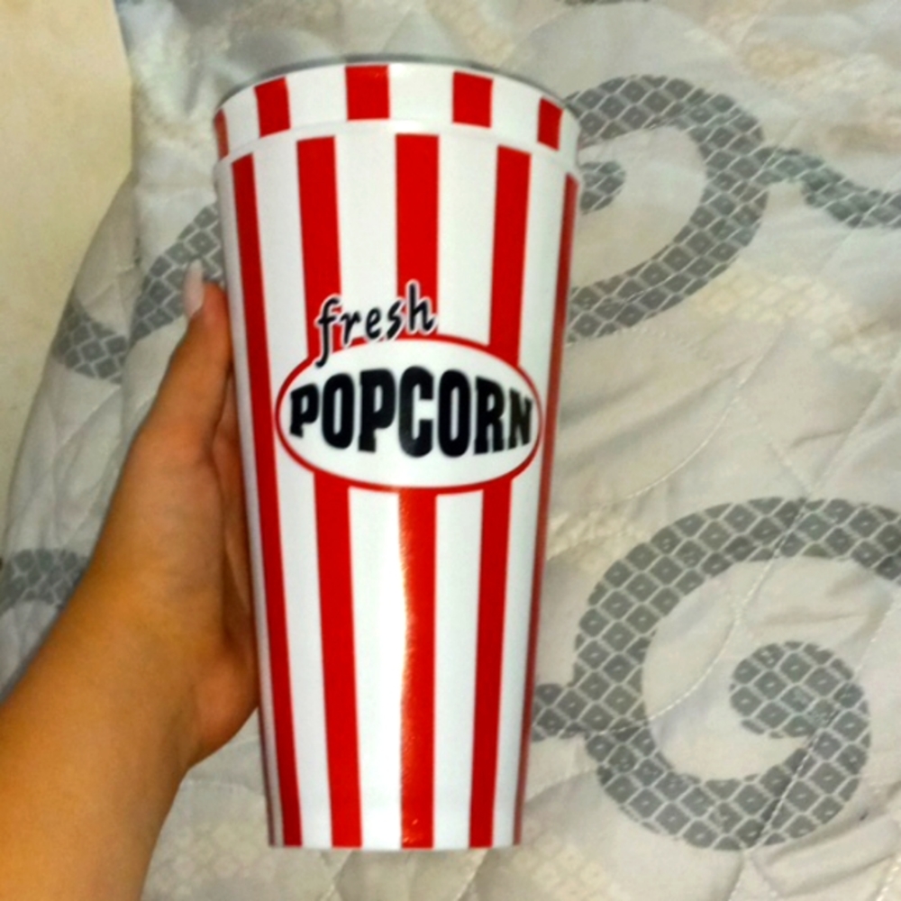Popcorn cups